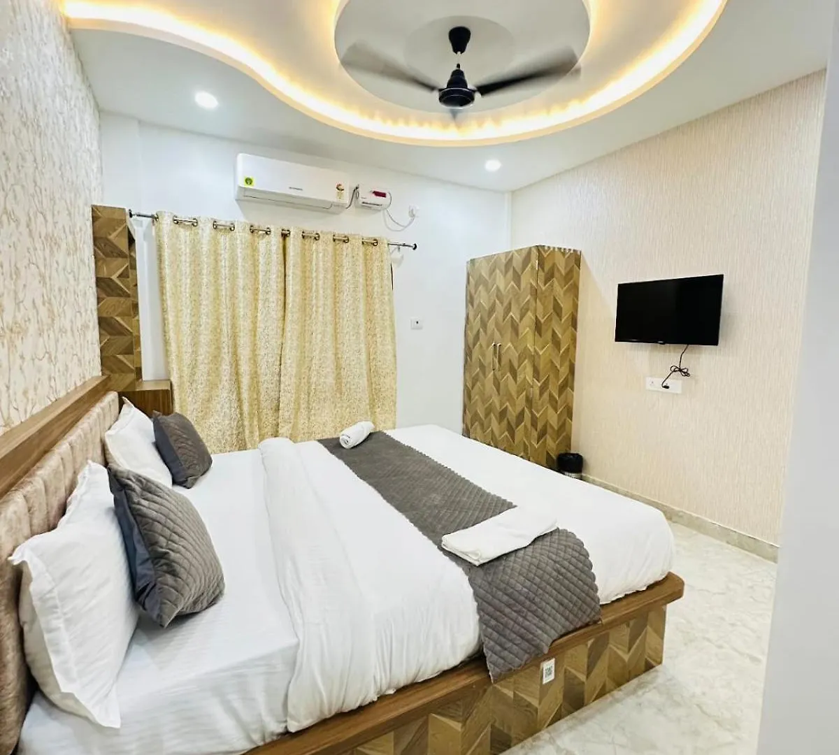 Hotel The Pushparaj Váránasí 0*,  Indie